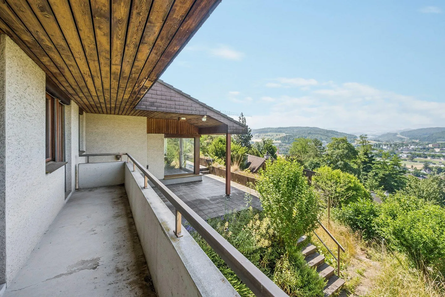 Maison résidentielle et terrain à bâtir - Investissement à double potentiel - Photo 6 sur 18