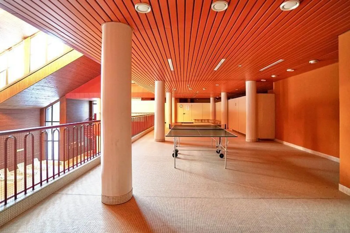 «2 1/2-Zimmer-Wohnung mit Hallenbad / appartamento di 2 1/2 locali con piscina» - Foto 18 von 26