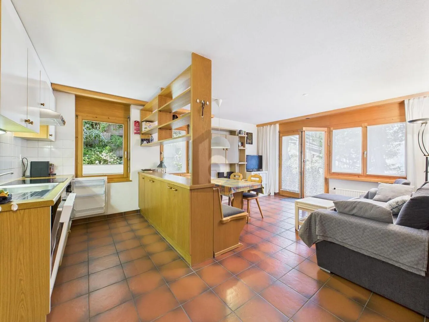 Gemütliche Wohnung mit Sitzplatz - Foto 2 von 6