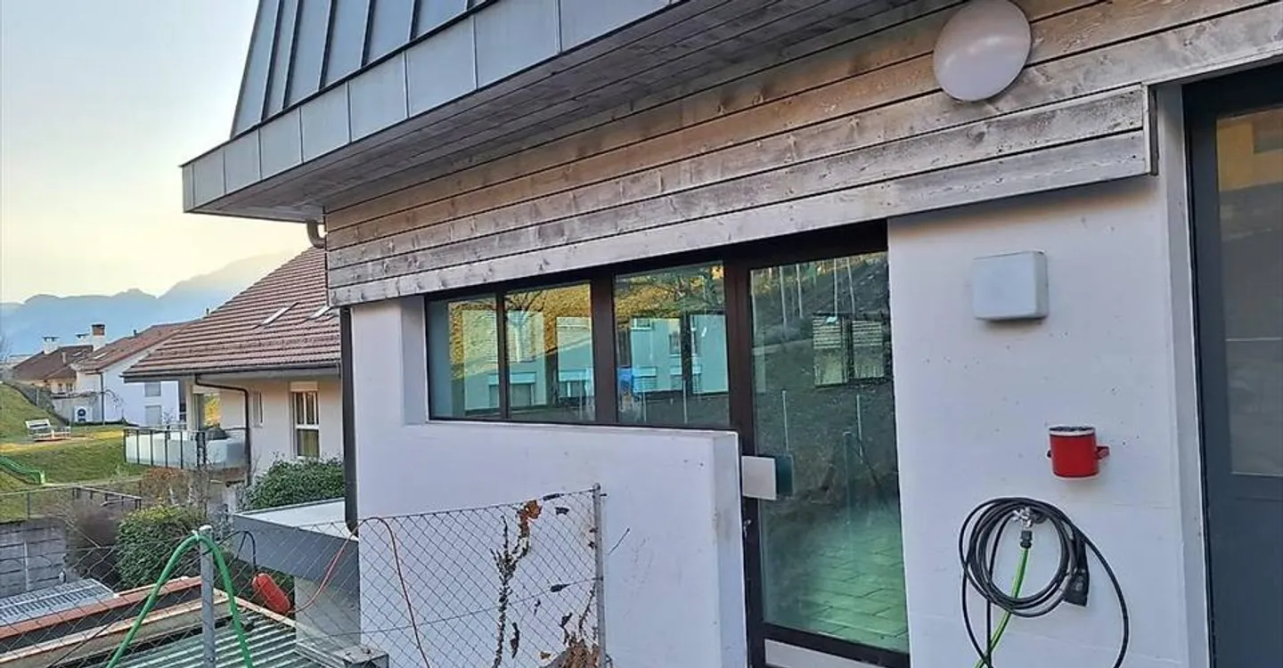 Mischgenutztes Gebäude mieten - Foto 7 von 8