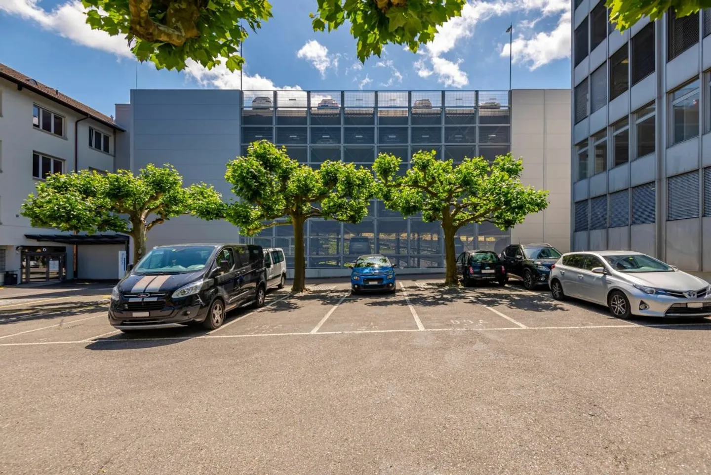 Bright rooms in the core area with good infrastructure in Aarau - Photo 9 of 9