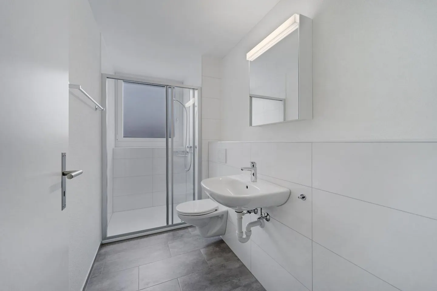 Cozy Apartment in the Center of Root - Photo 8 of 10