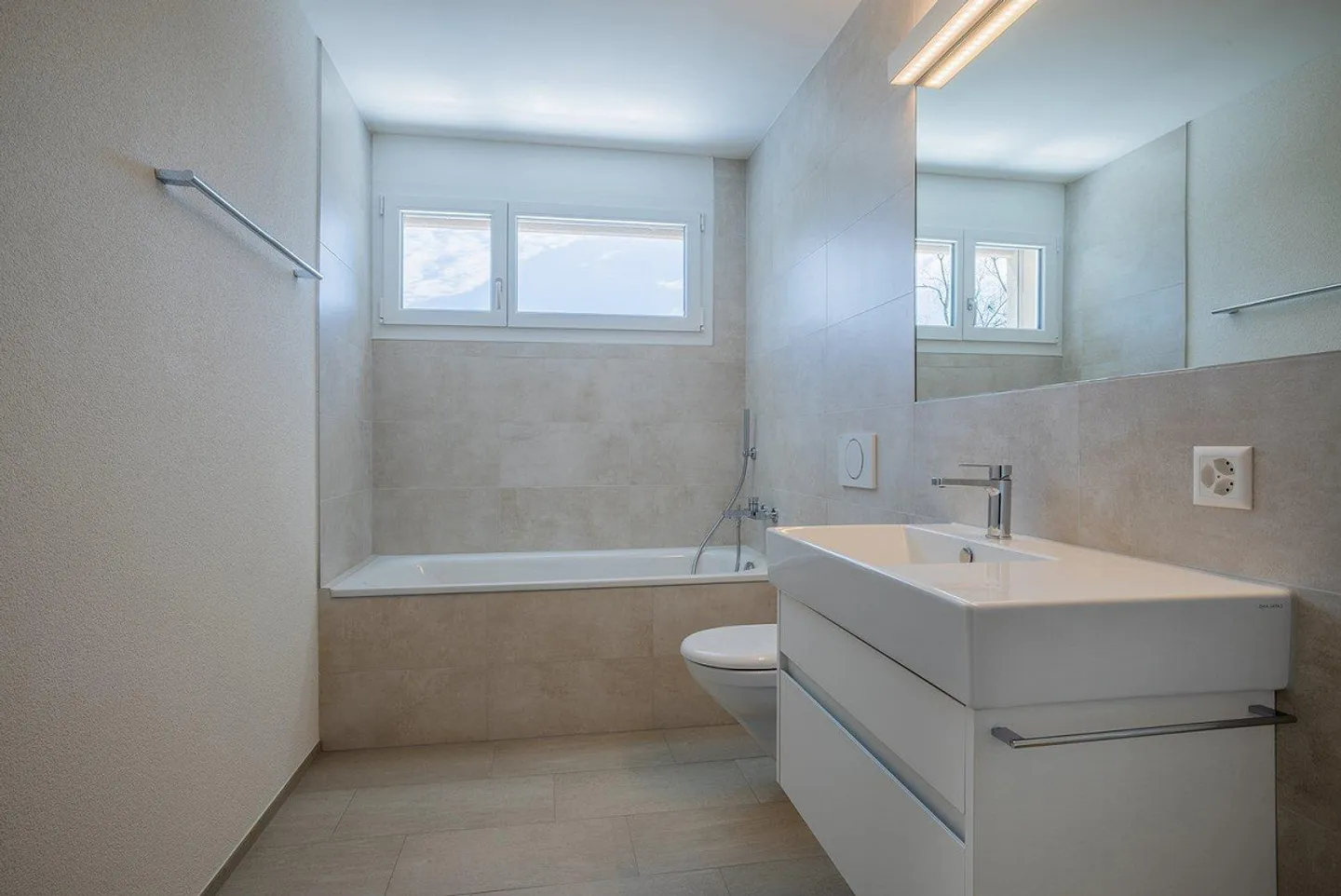 3.5-Zimmer Attikawohnung - fast wie im Eigenheim - Foto 10 von 11