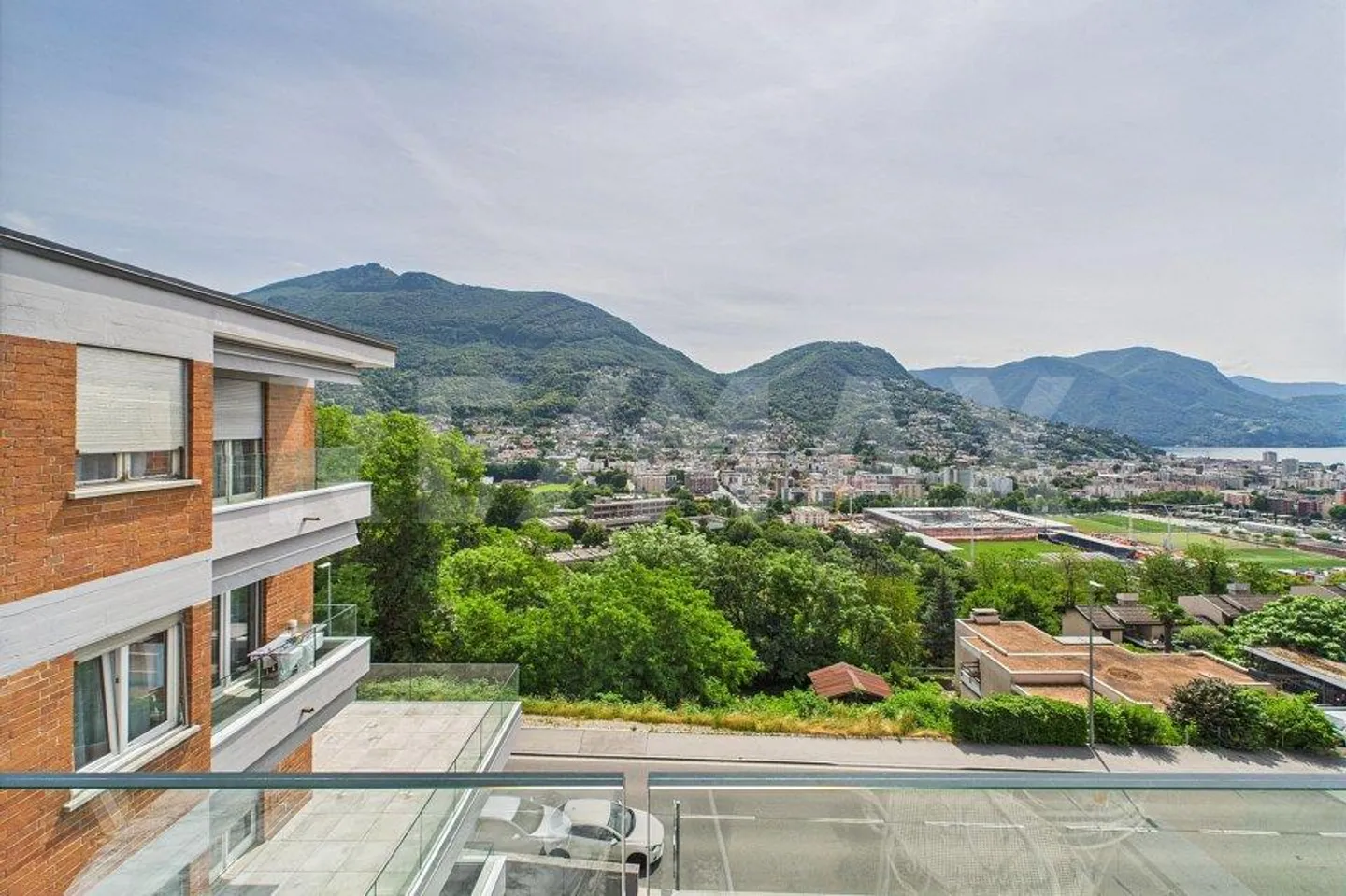 Charmante Wohnung mit Seeblick - Foto 4 von 13