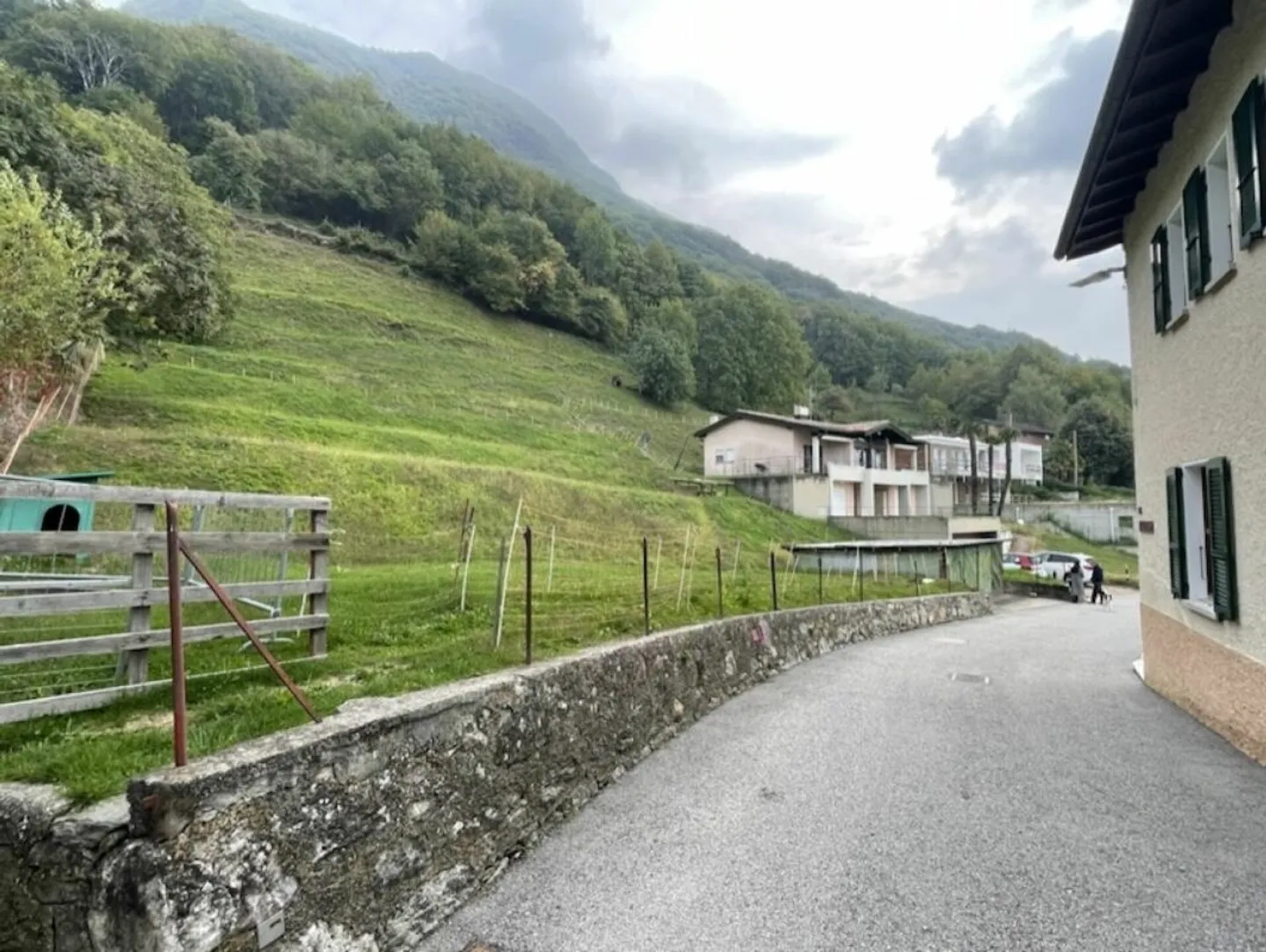 Terreno panoramico ad Arogno - Foto 4 di 13