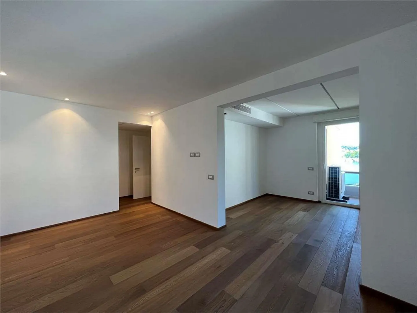 Appartamento spazioso 3.5 locali - Foto 8 di 12