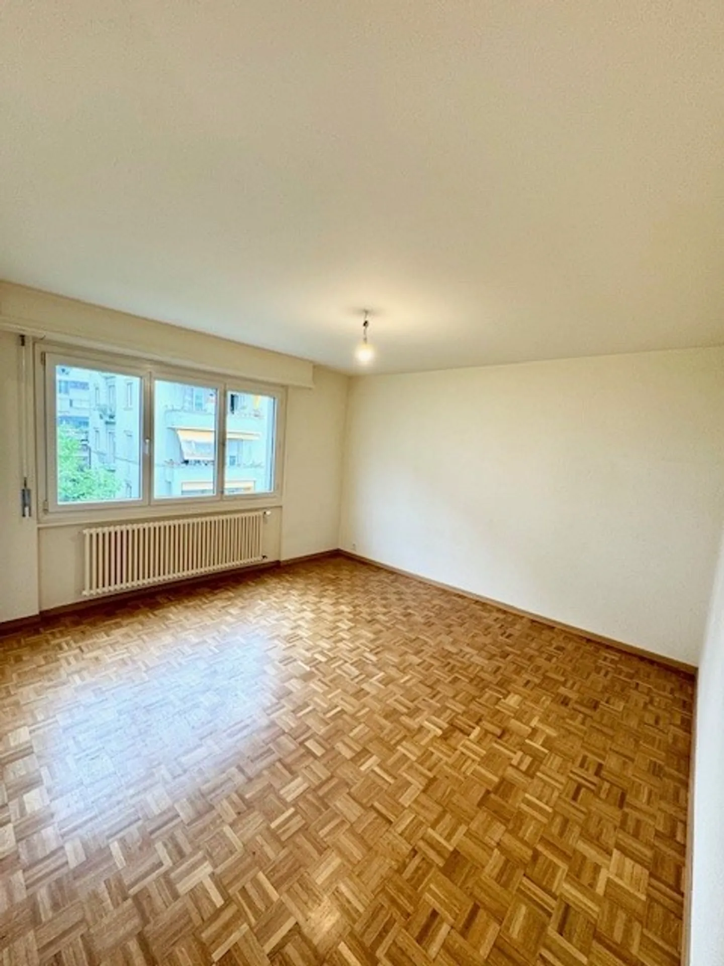 Charmant Studio dans un Endroit Calme - Photo 2 sur 4