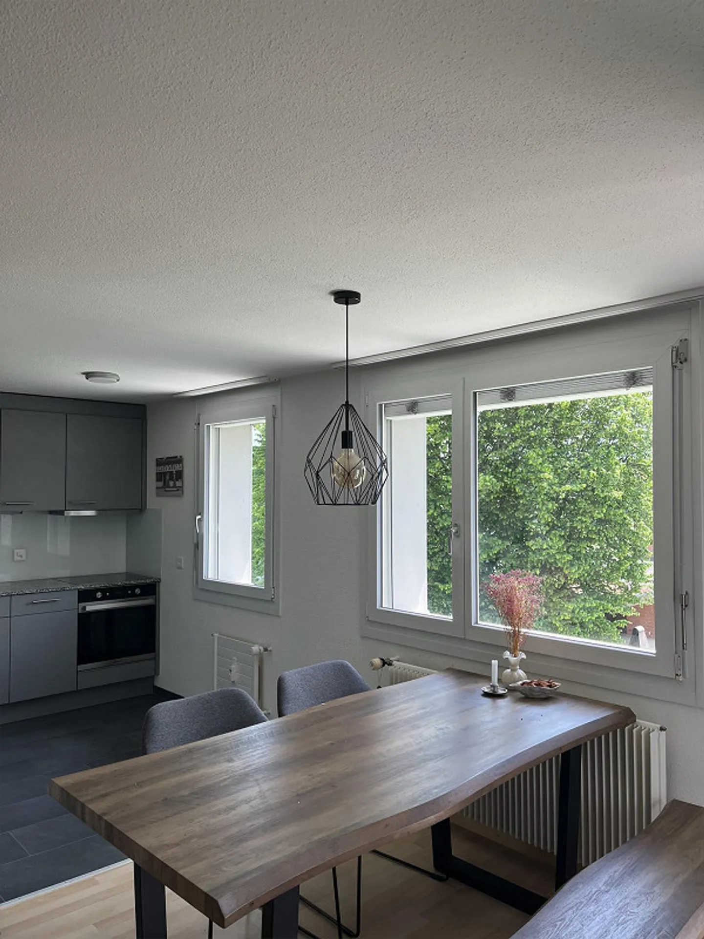 Charmante Wohnung in Thun - Foto 1 von 5