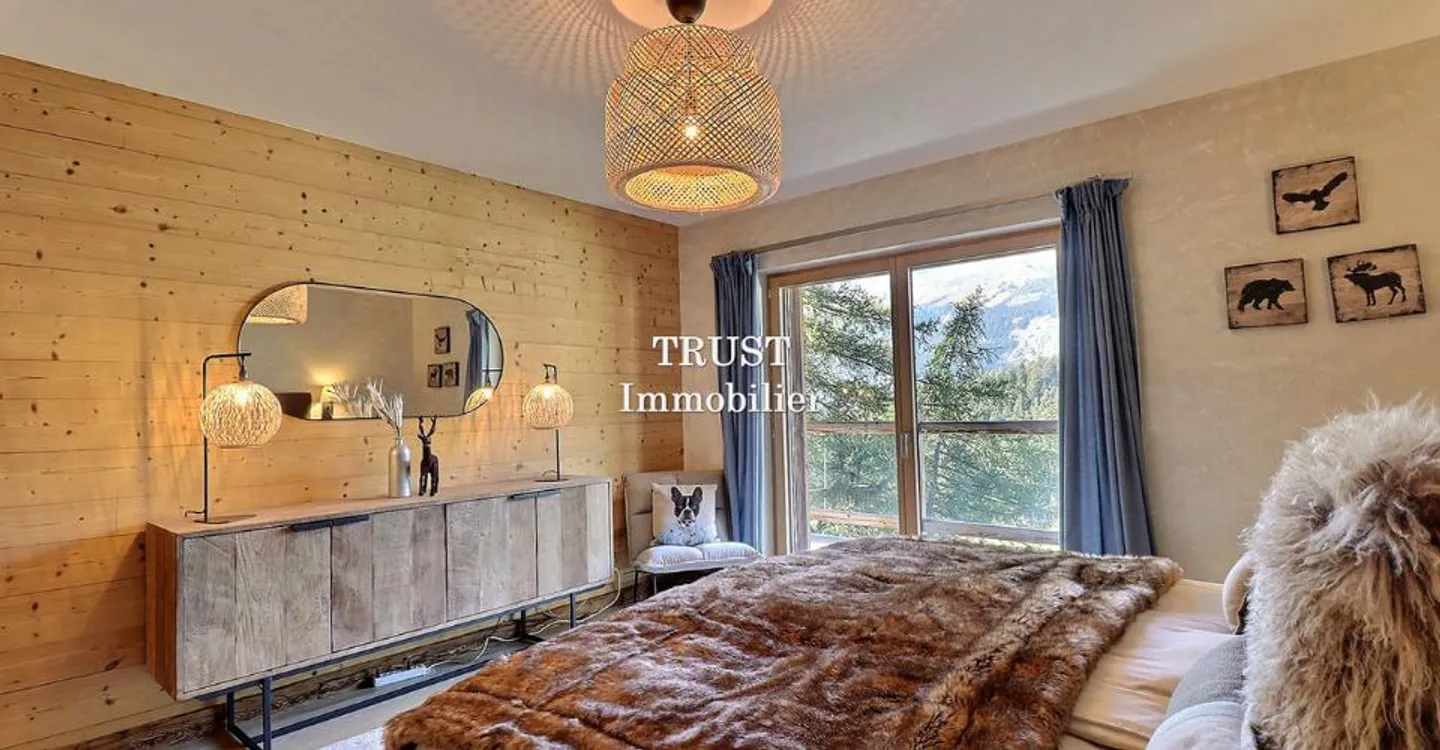 5010. Magnificent Triplex - Photo 11 of 12