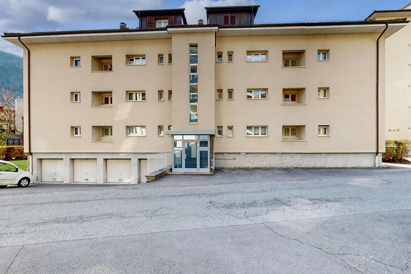 Geräumige Wohnung! - Foto 11 von 11