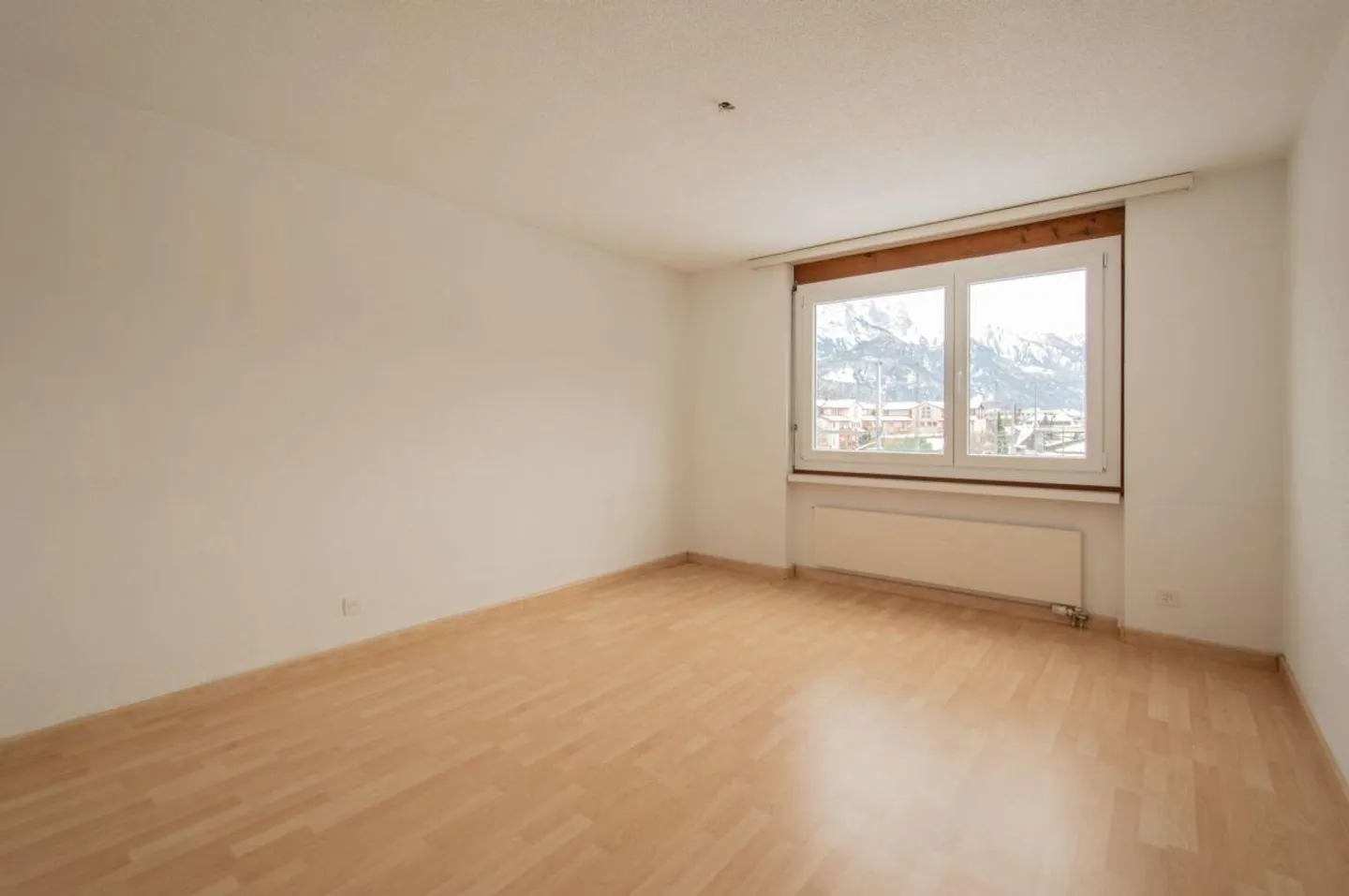 Cozy and centrally located 3 ½-room apartment - Photo 8 of 13