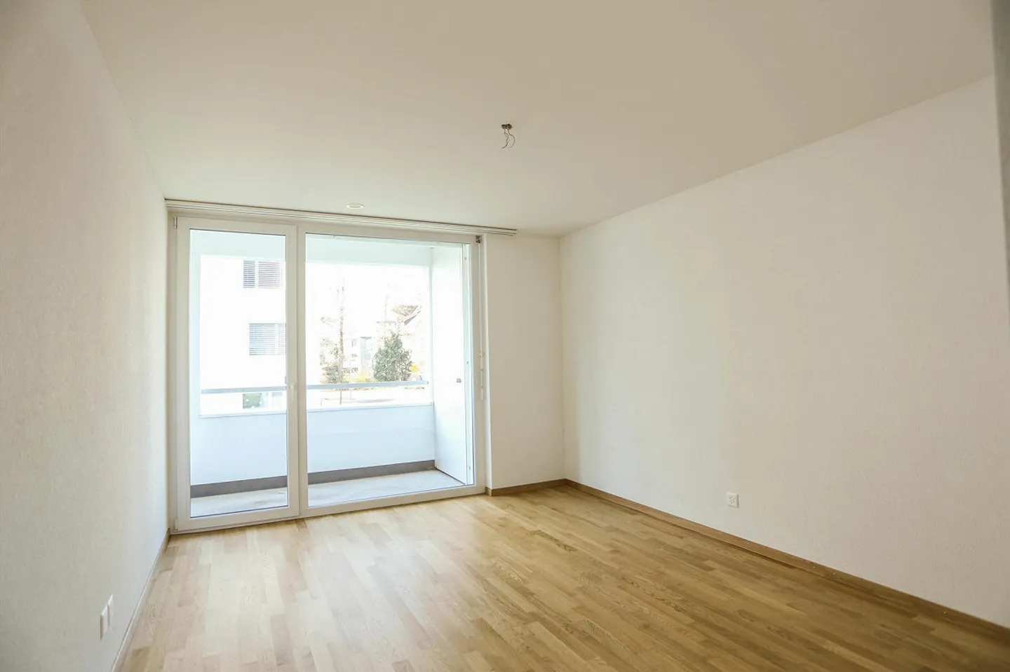 Vivere moderno con molto spazio - Foto 6 di 10