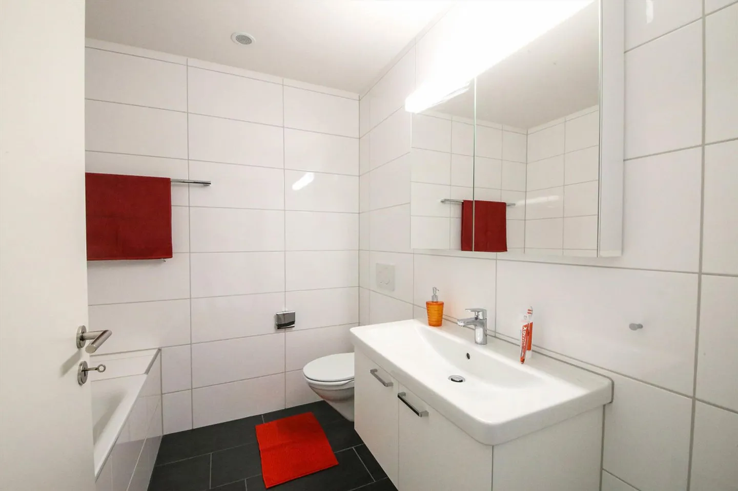 Vivere moderno con molto spazio - Foto 7 di 10