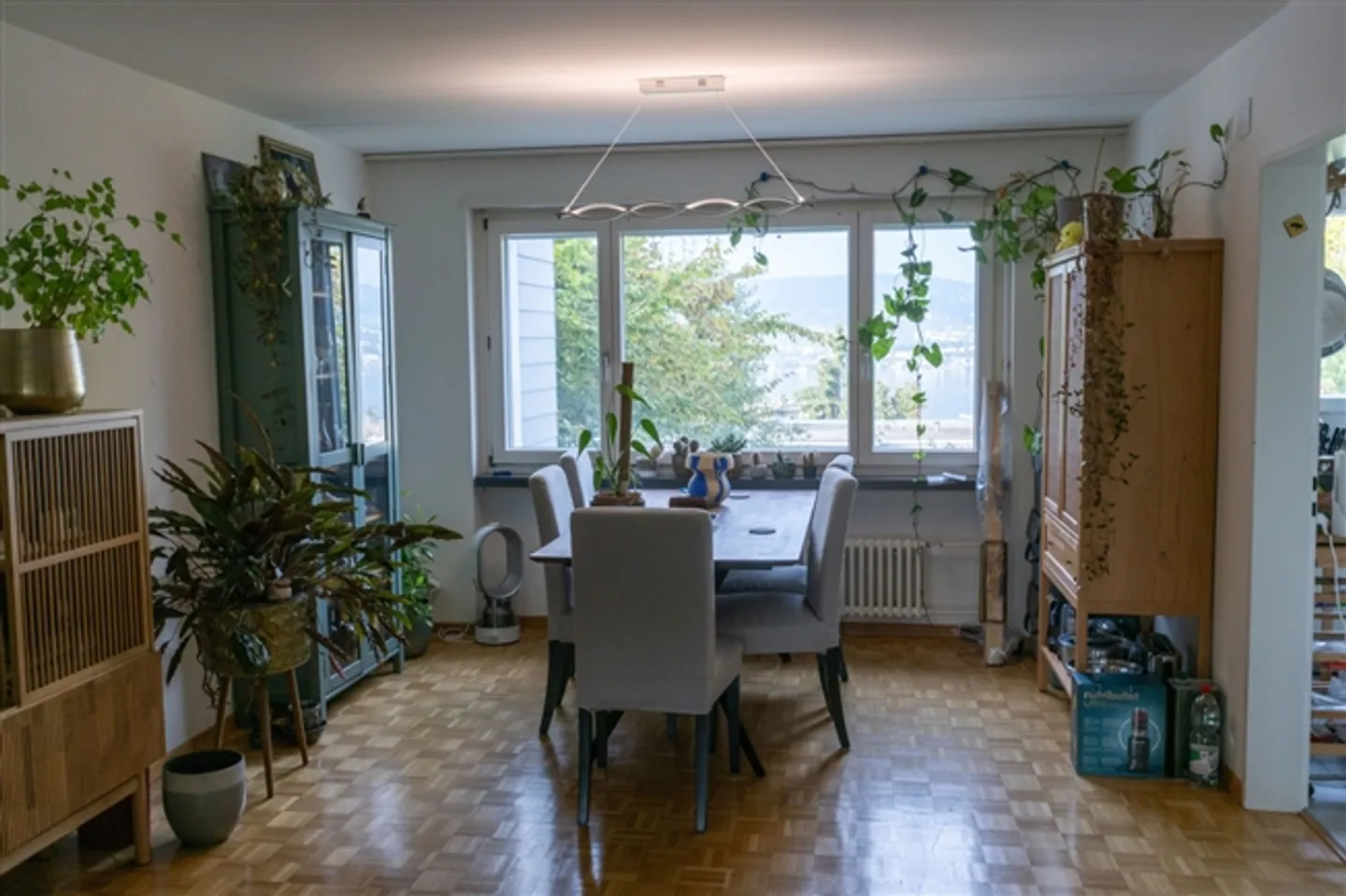 3½ ZI-WOHNUNG IN AU (ZH), MÖBLIERT, TEMPORÄR - Foto 2 von 7