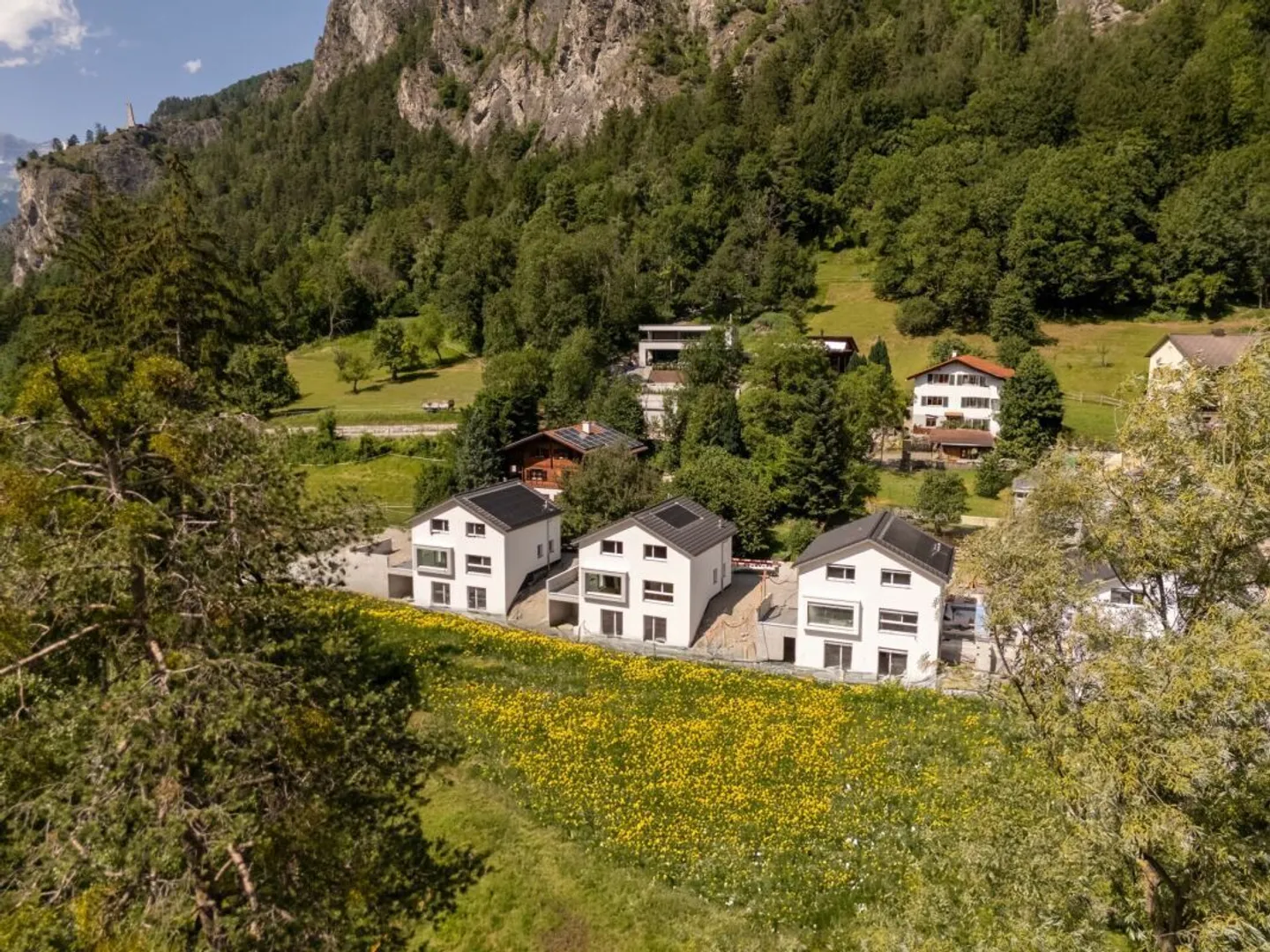 Nuova casa unifamiliare di 4,5 locali con grande terrazza e studio aggiuntivo a Rothenbrunnen - Foto 11 di 12