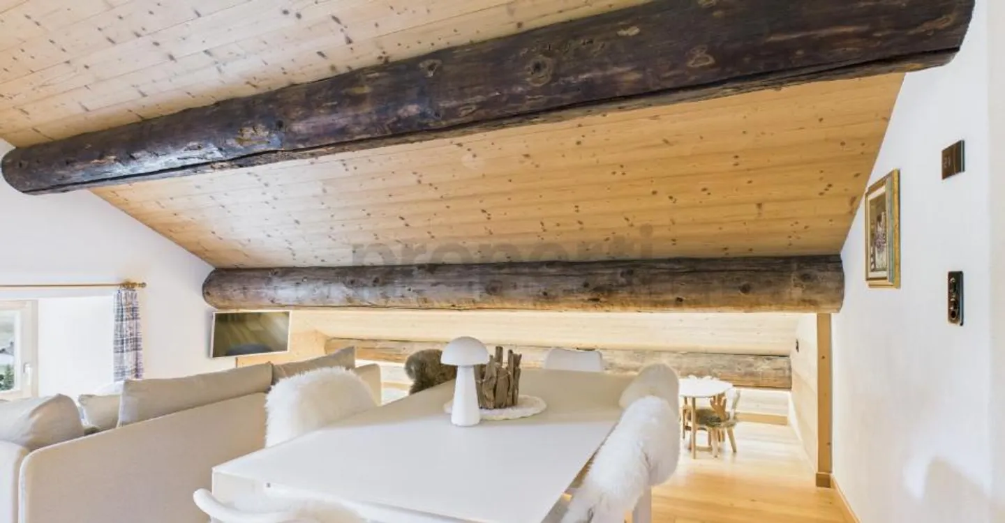 Tradition Meets Comfort: 2.5 Room Second Home in Nufenen – natu... - Photo 1 of 10