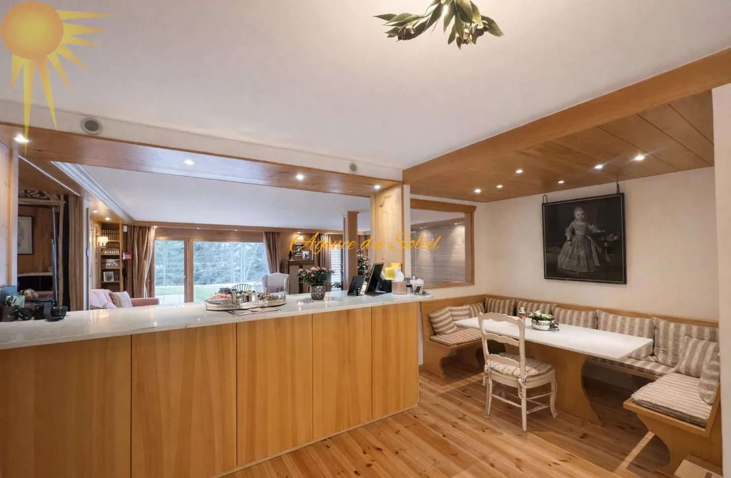 Ski-in / Ski-out? Außergewöhnliche 4,5-Zimmer-Wohnung mit privatem Pool im Herzen von Crans! - Foto 10 von 13