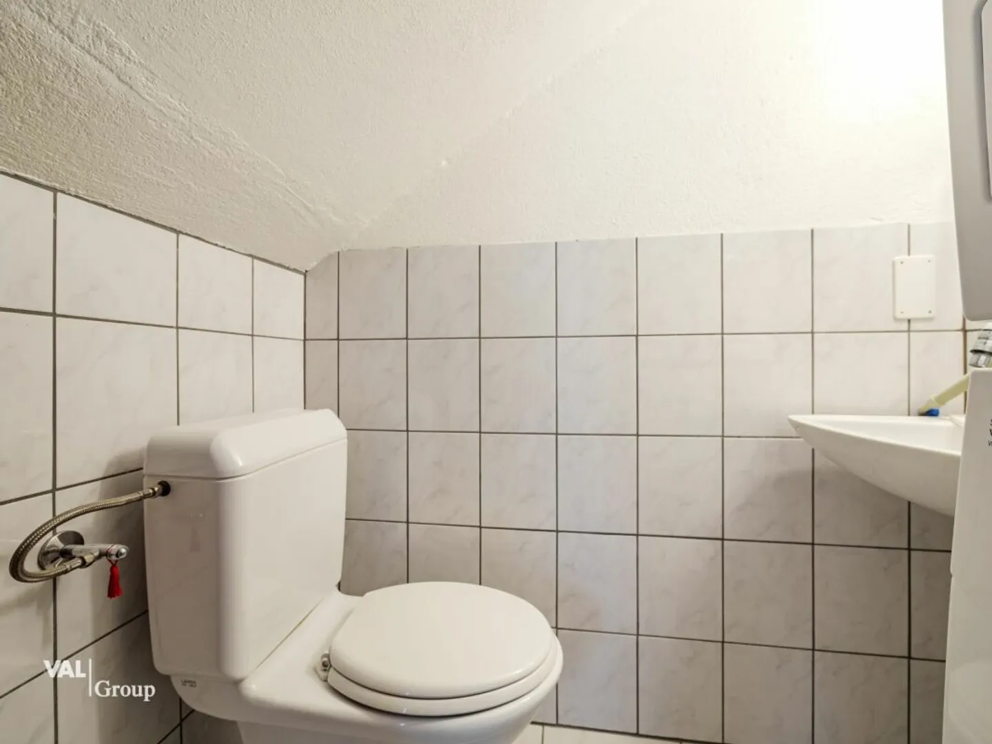 Einzigartige Gelegenheit: Haus mit zwei unabhängigen Wohnungen (5,5 und 2,5 Zimmer) - Foto 14 von 21