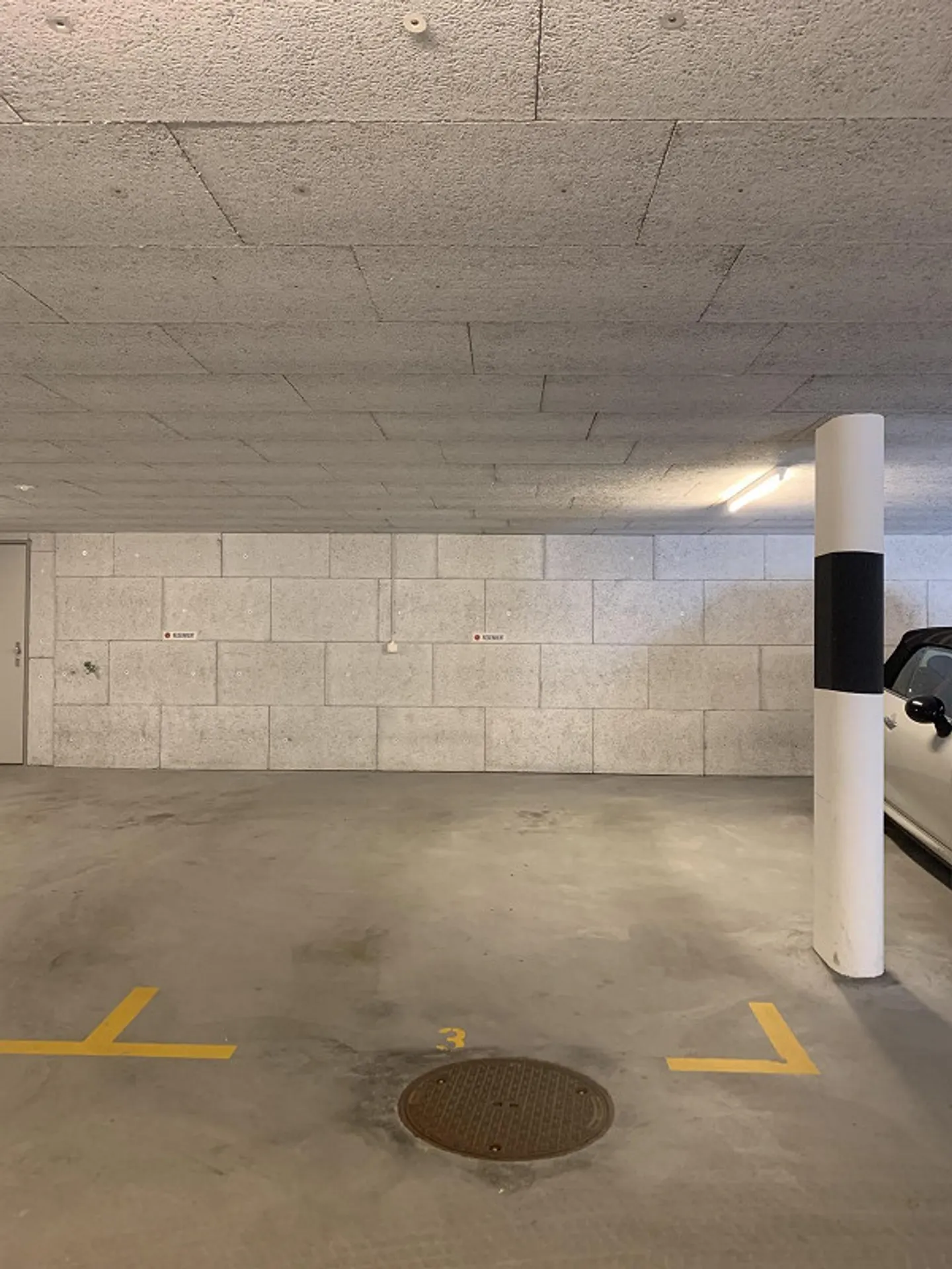 Parkplatz in Meilen - Foto 2 von 2