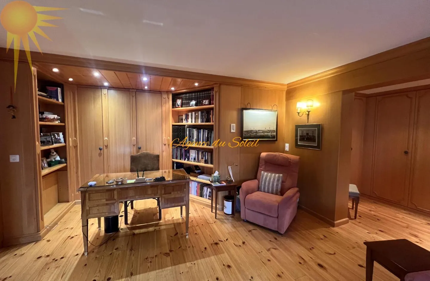 Ski-in / Ski-out? Außergewöhnliche 4,5-Zimmer-Wohnung mit privatem Pool im Herzen von Crans! - Foto 4 von 13