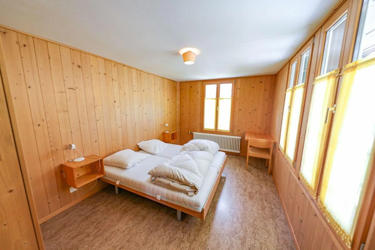 Geräumiges Ferienlagerhaus in Lenk - Foto 2 von 7