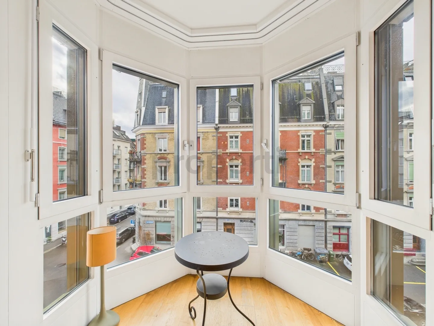 Appartement meublé élégant de 2,5 pièces à Wiedikon - Photo 1 sur 9