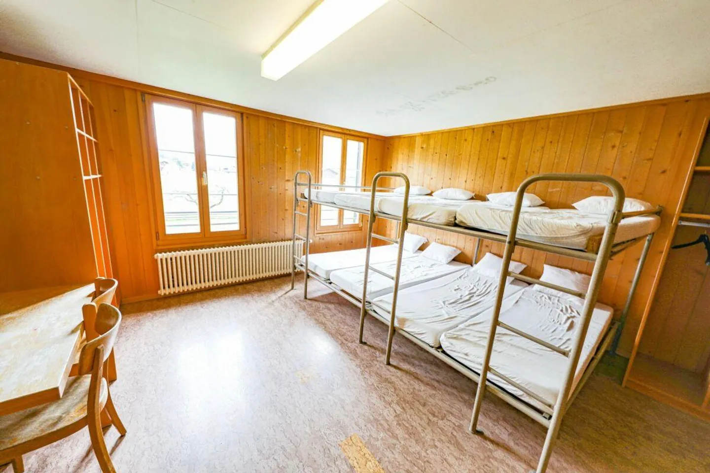 Geräumiges Ferienlagerhaus in Lenk - Foto 4 von 7