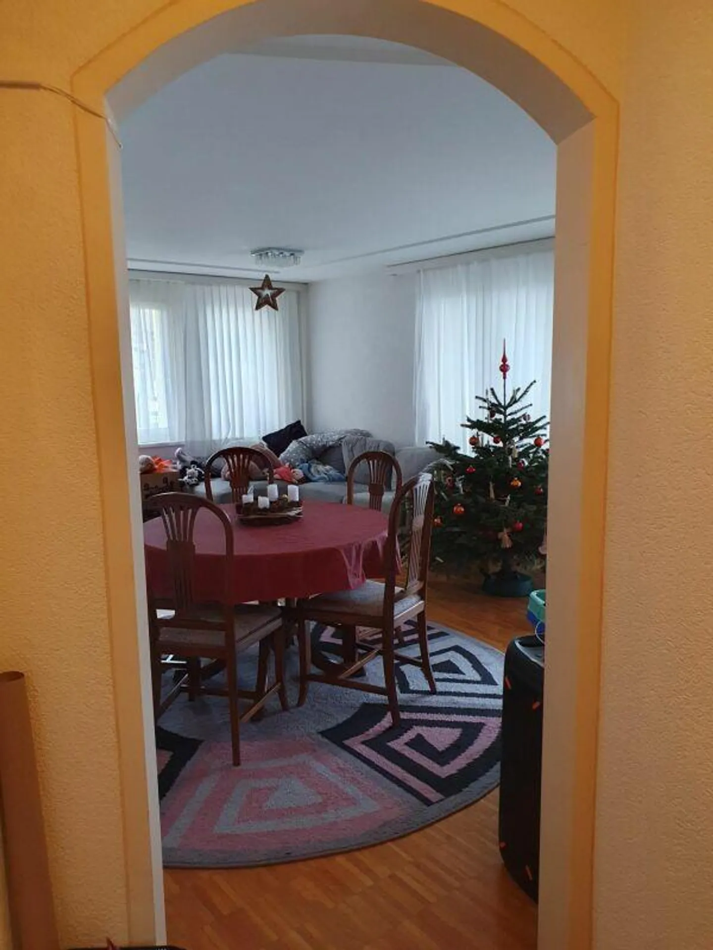 4.5-room apartment with cozy garden seating area - Photo 3 of 9