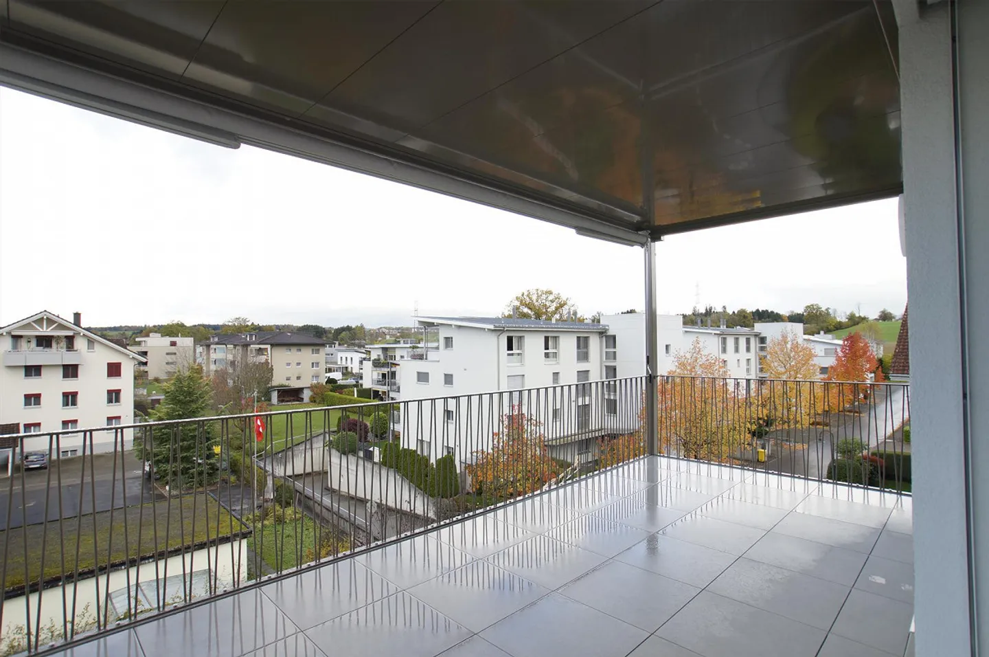 Grosszügige 4.5-Zimmerwohnung Attika im Herzen von Inwil - Photo 4 sur 11