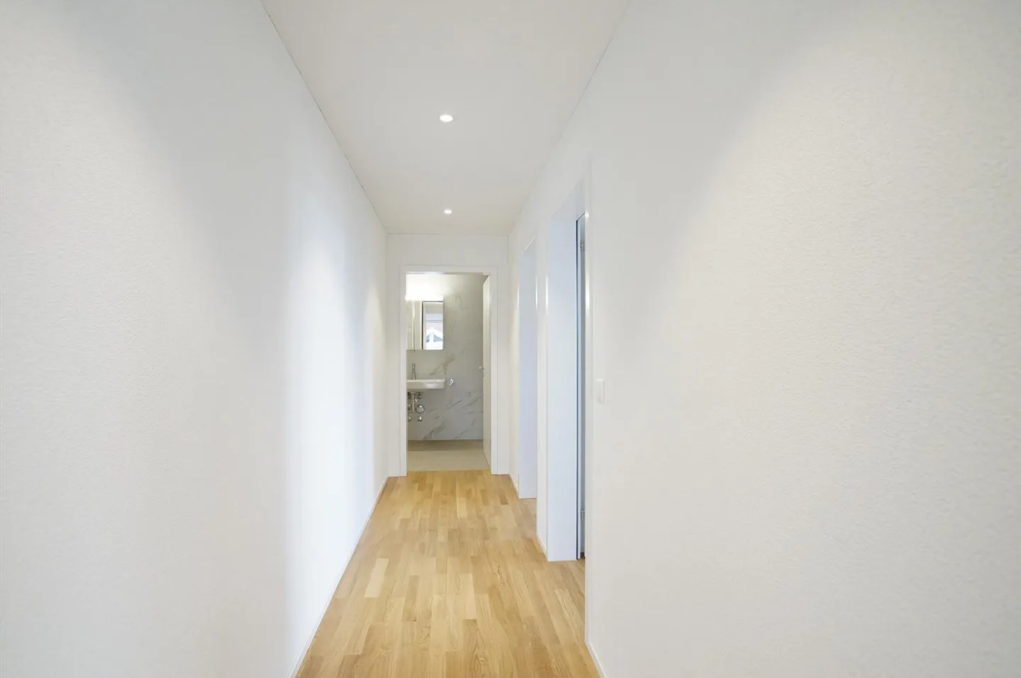 Grosszügige 4.5-Zimmerwohnung Attika im Herzen von Inwil - Photo 9 sur 11