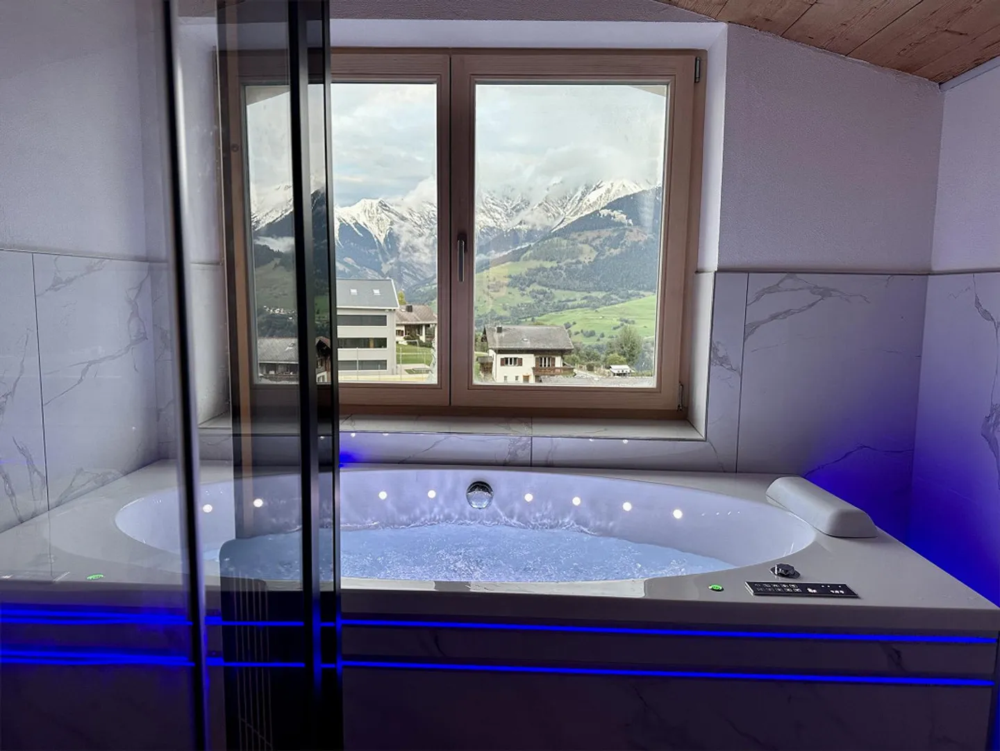 Penthouse in Vella (Second Home) - Photo 3 of 17