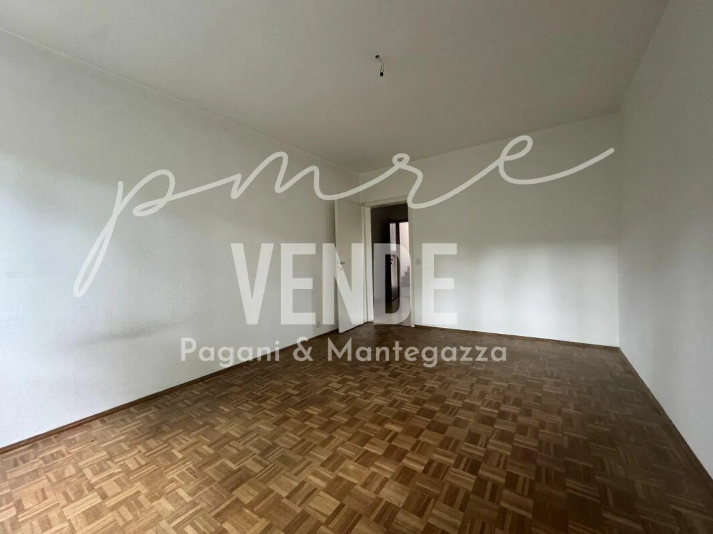 MASSAGNO | RENDIMENTO D'INVESTIMENTO GARANTITO DEL 4% | RICAVI DI 4,5 STANZE - Foto 14 di 16