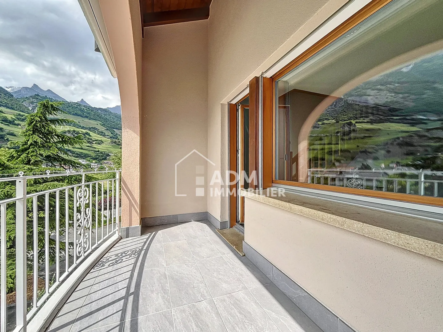 Saillon, 2.5 room duplex renovated in the bath complex - Photo 11 of 13