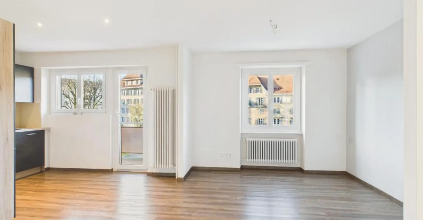 Appartamento affascinante di 3,5 stanze con tocco moderno a Le Locle - Foto 2 di 7