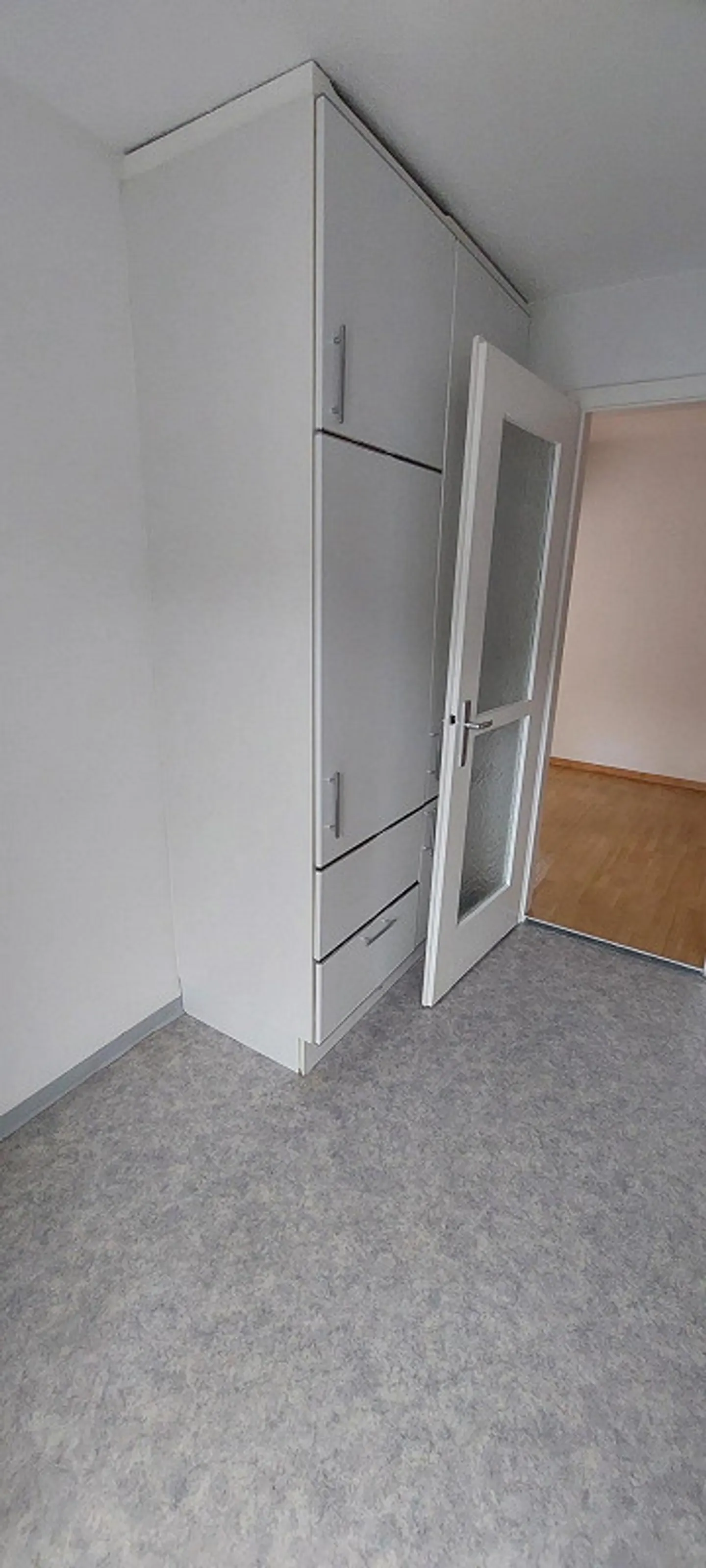 Bella appartamento di 4 stanze al confine della foresta di Neuhausen - Foto 1 di 7