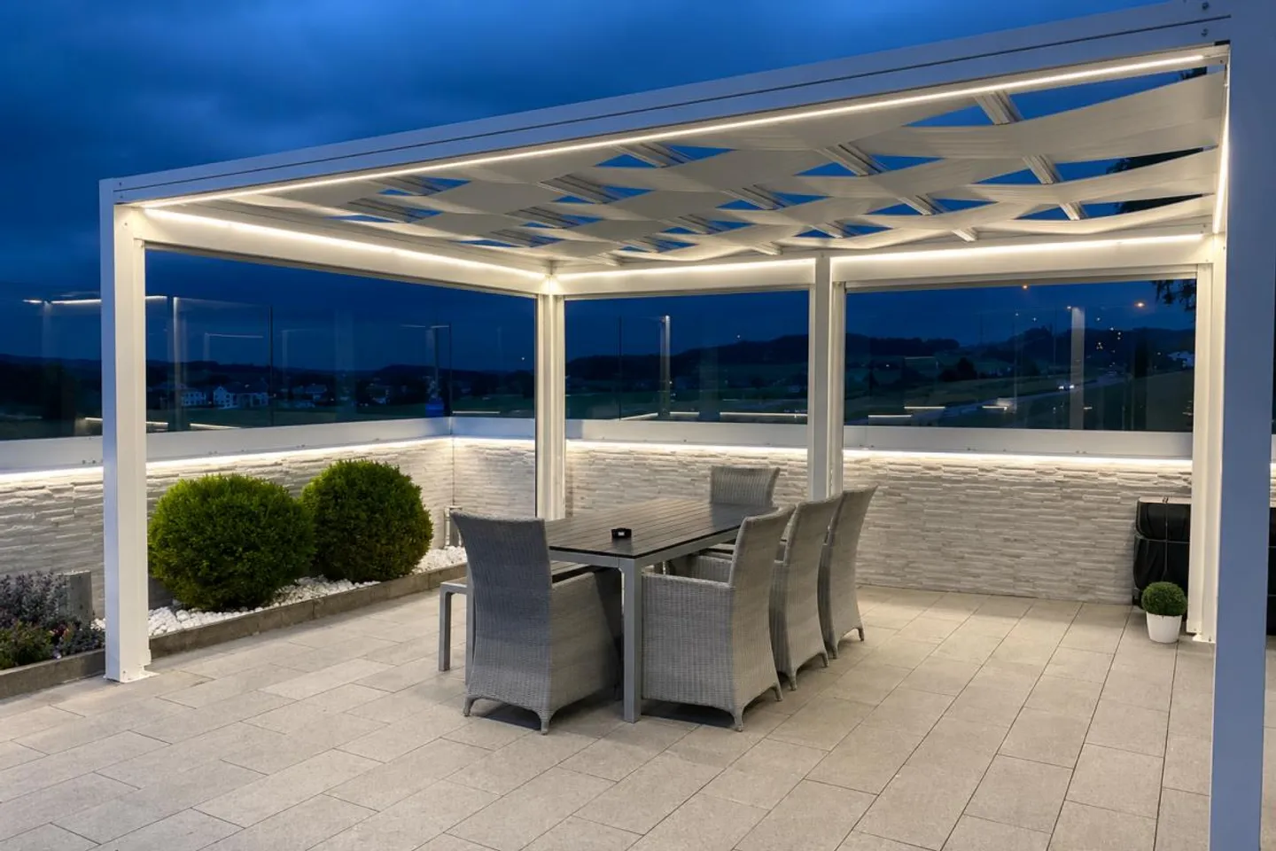 Unico pezzo luminoso con terrazza soleggiata! - Foto 4 di 13