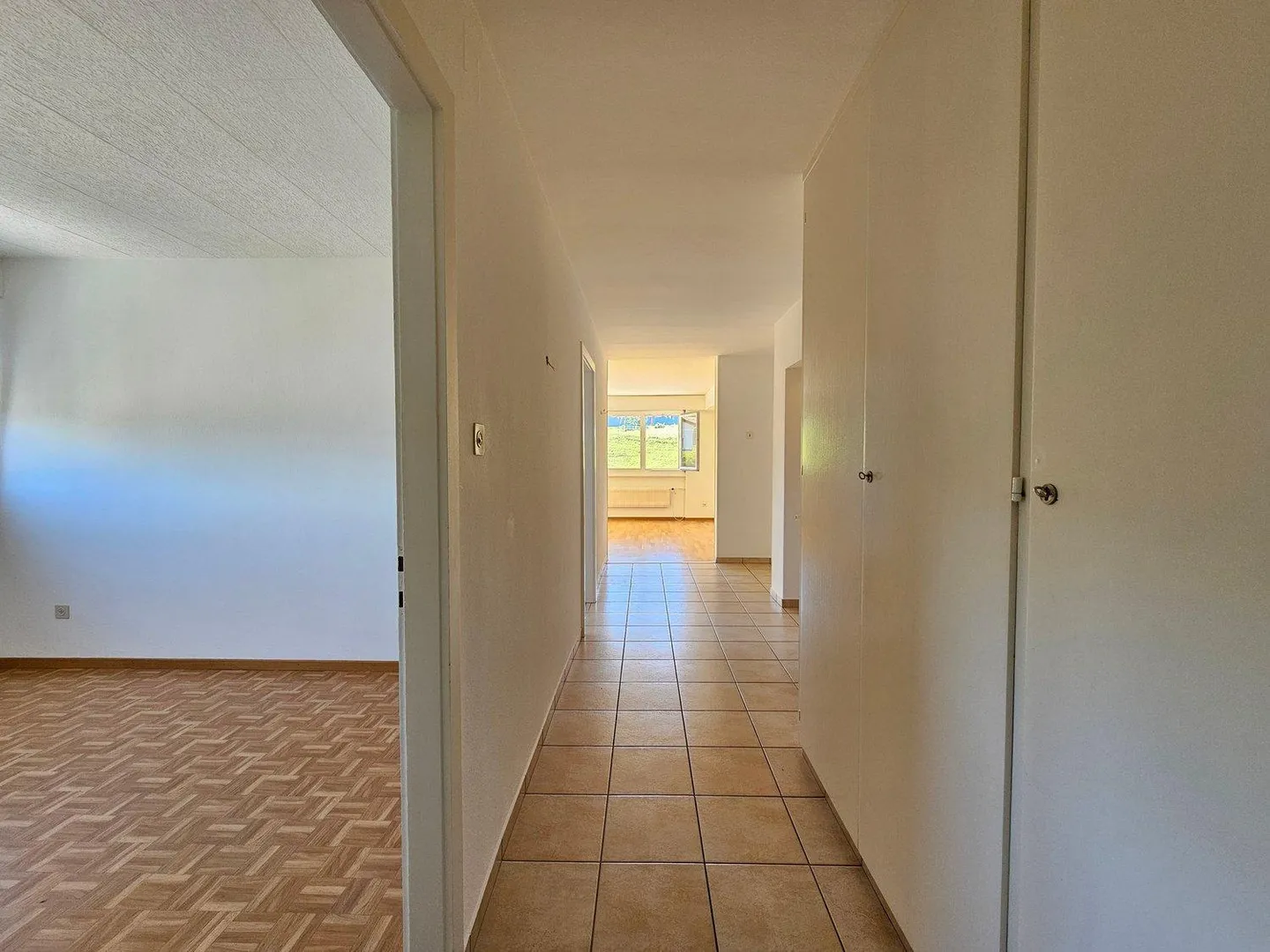 Appartamento in affitto - Foto 6 di 12