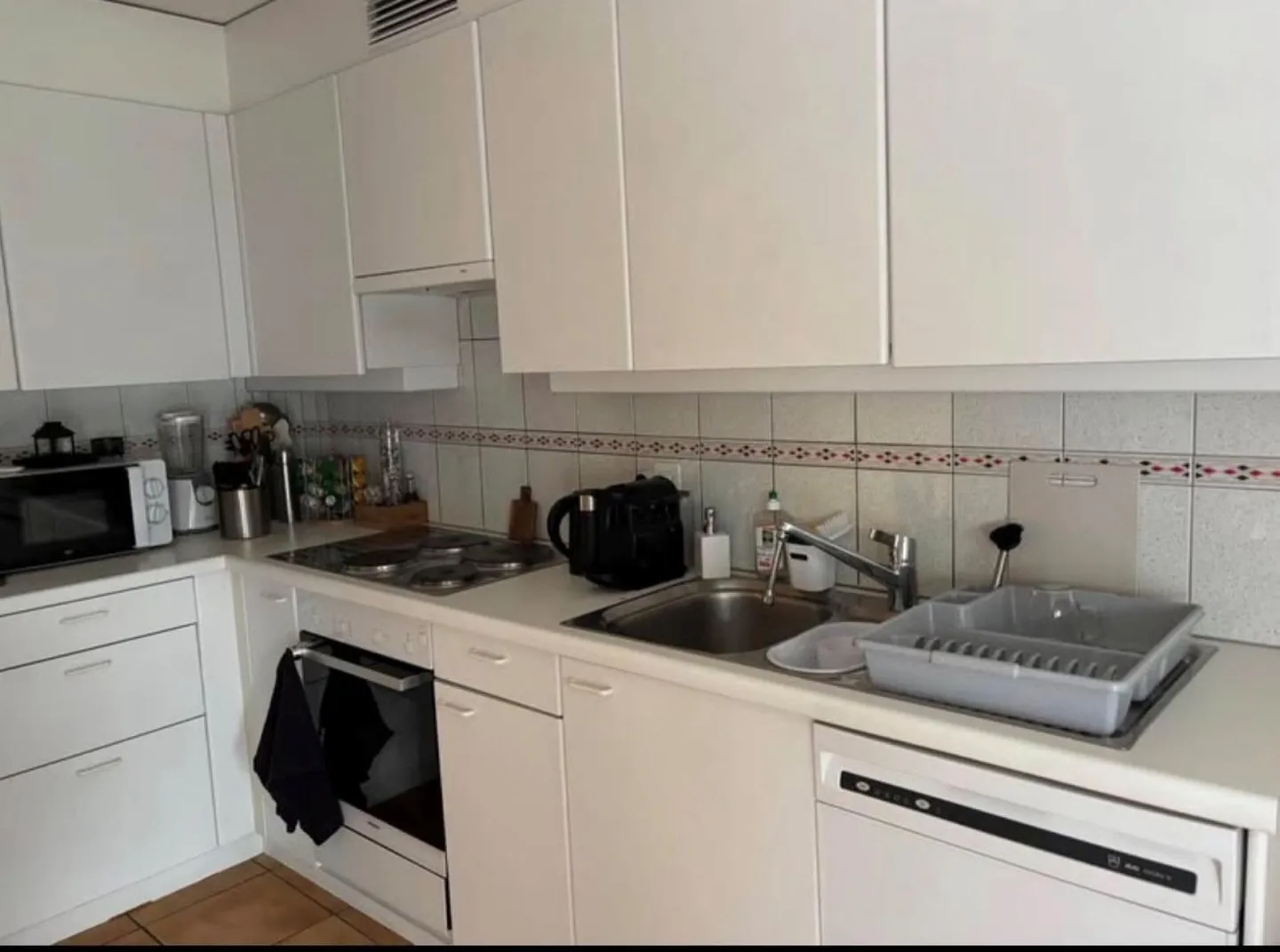 Appartement lumineux 2.5 pièces - Photo 2 sur 5