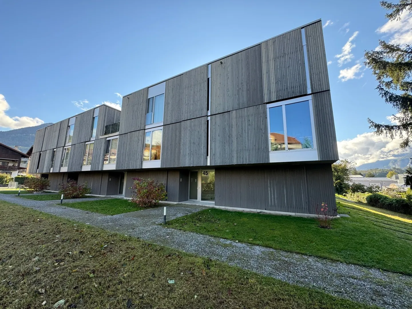 Magnifique appartement 4.5 pièces au rez à louer - B1-101  - Photo 1 sur 11