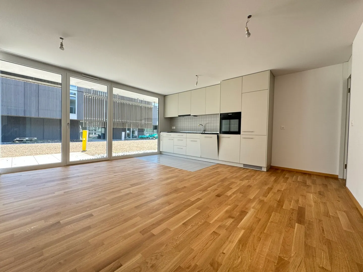 Magnifique appartement 4.5 pièces au rez à louer - B1-101  - Photo 5 sur 11