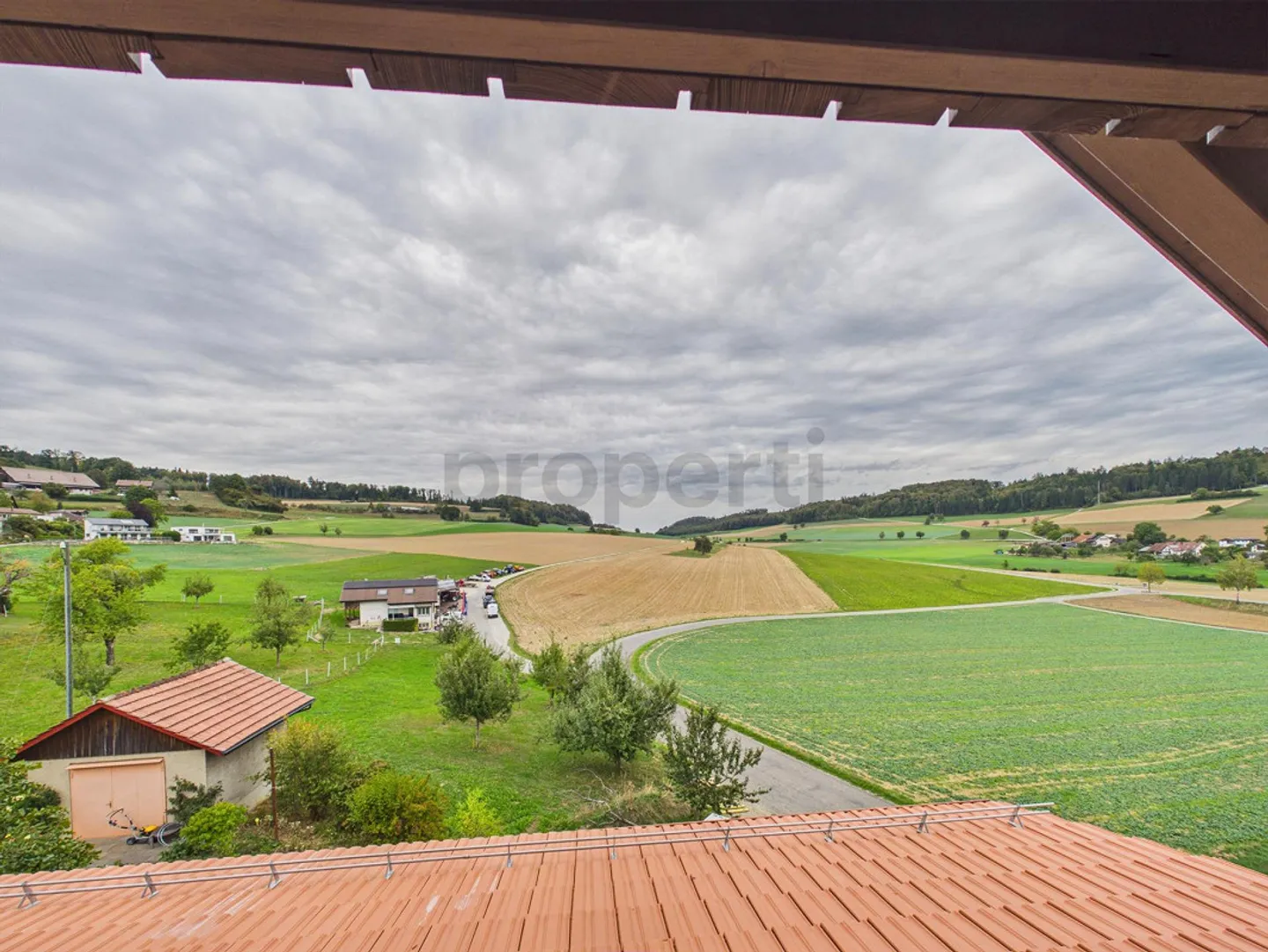 Penthouse avec vue - Votre nouveau chez-vous au cœur de Schneisingen - Photo 17 sur 18