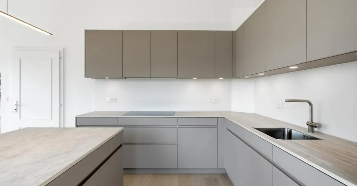 Luxury Apartment in St-Sulpice - Photo 3 of 12