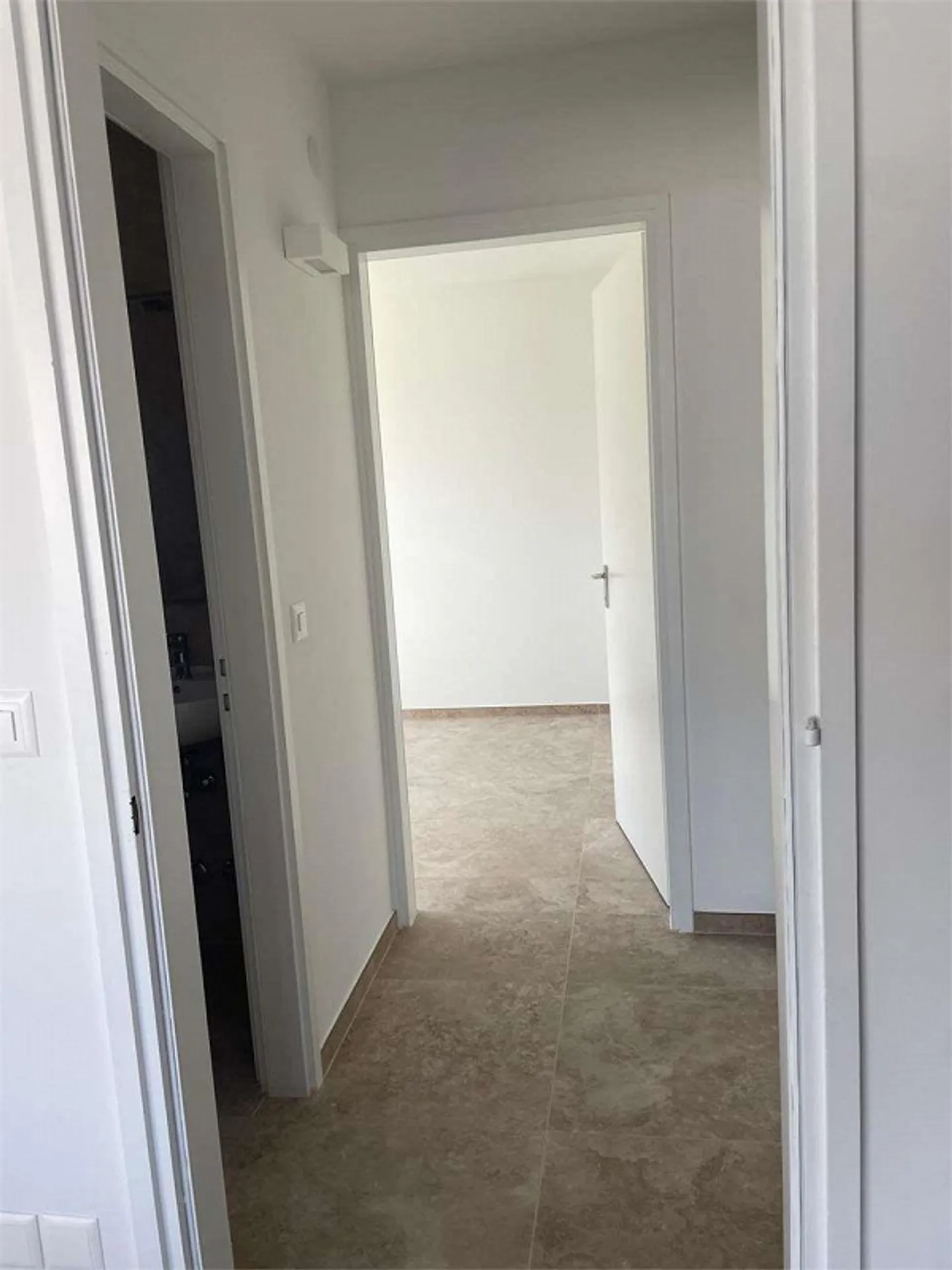 Vira Gambarogno, Attic 6.5 rooms, renovated and with lake view - Photo 2 of 13