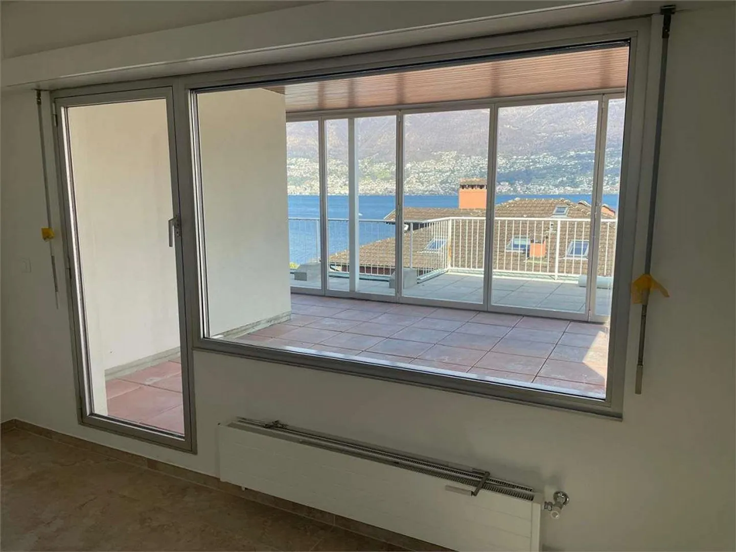 Vira Gambarogno, Attic 6.5 rooms, renovated and with lake view - Photo 4 of 13