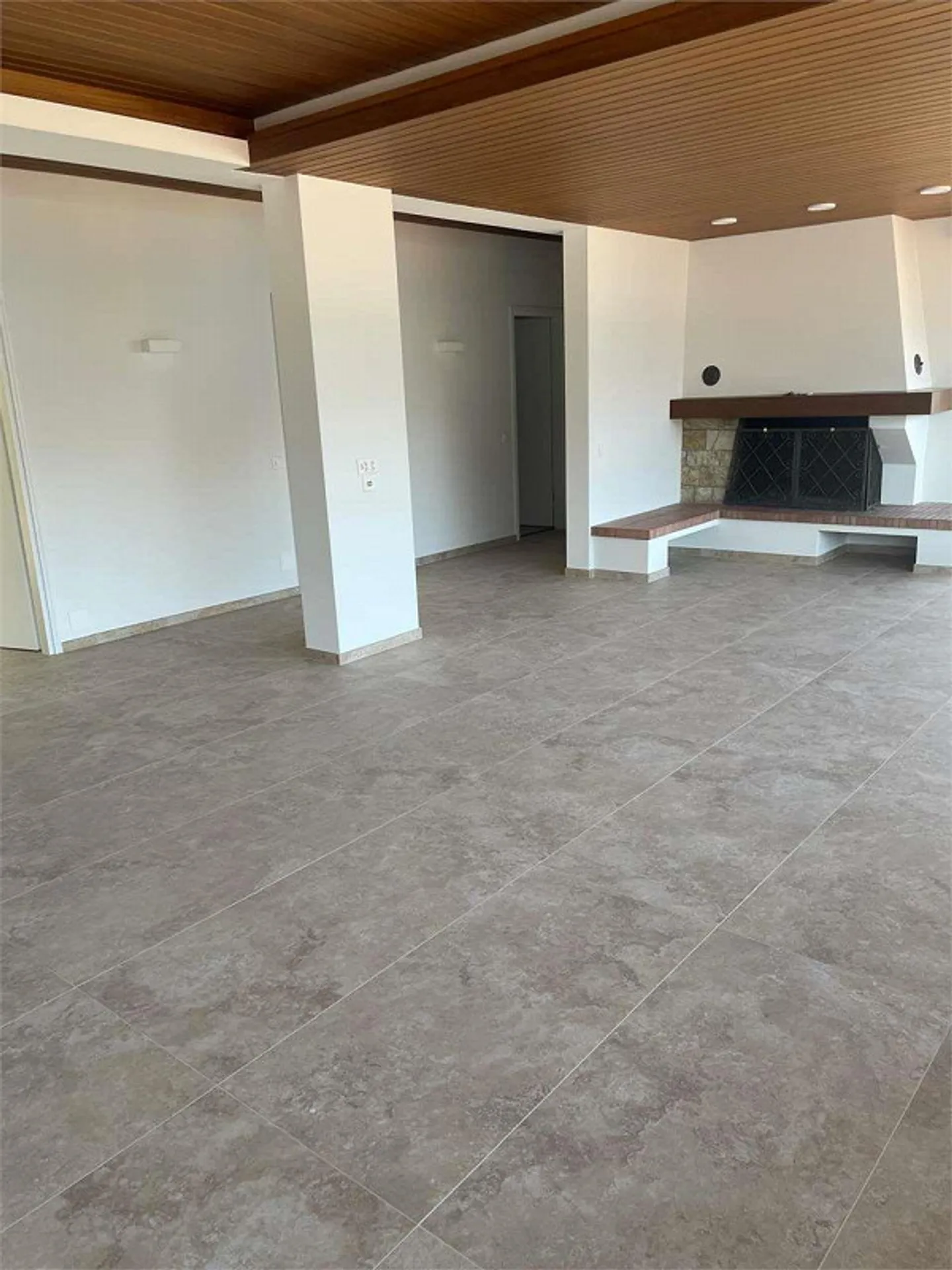 Vira Gambarogno, Attic 6.5 rooms, renovated and with lake view - Photo 5 of 13