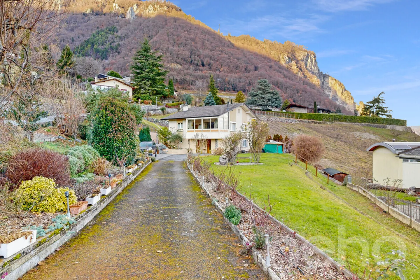 Villa singola con vista dominante e grande appezzamento a Vouvry - Foto 2 di 12