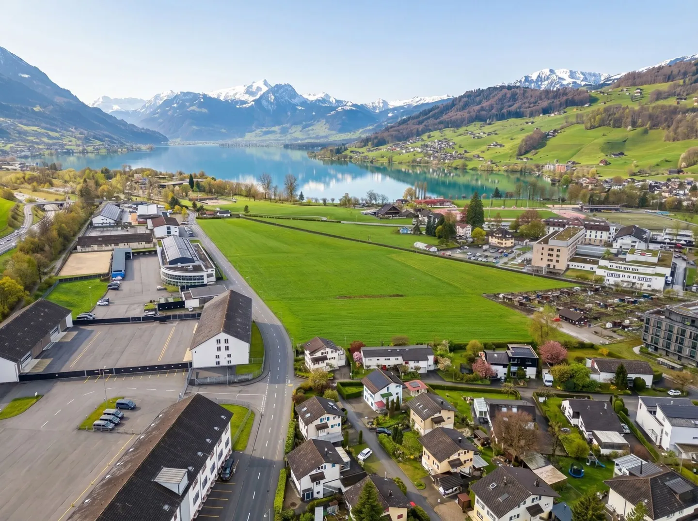 Single-family house with a separate apartment in Sarnen - Photo 11 of 11