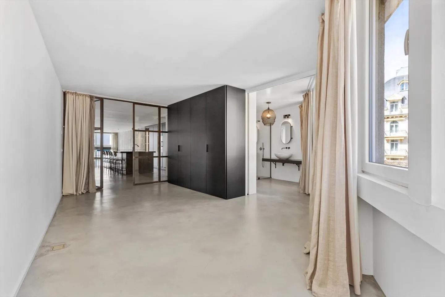 Schöne Wohnung/Loft im 4. Stock mit 2,5 Zimmern, mit der Möglichkeit, es in 3,5 Zimmer von 150m2 umzuwandeln - Foto 9 von 13