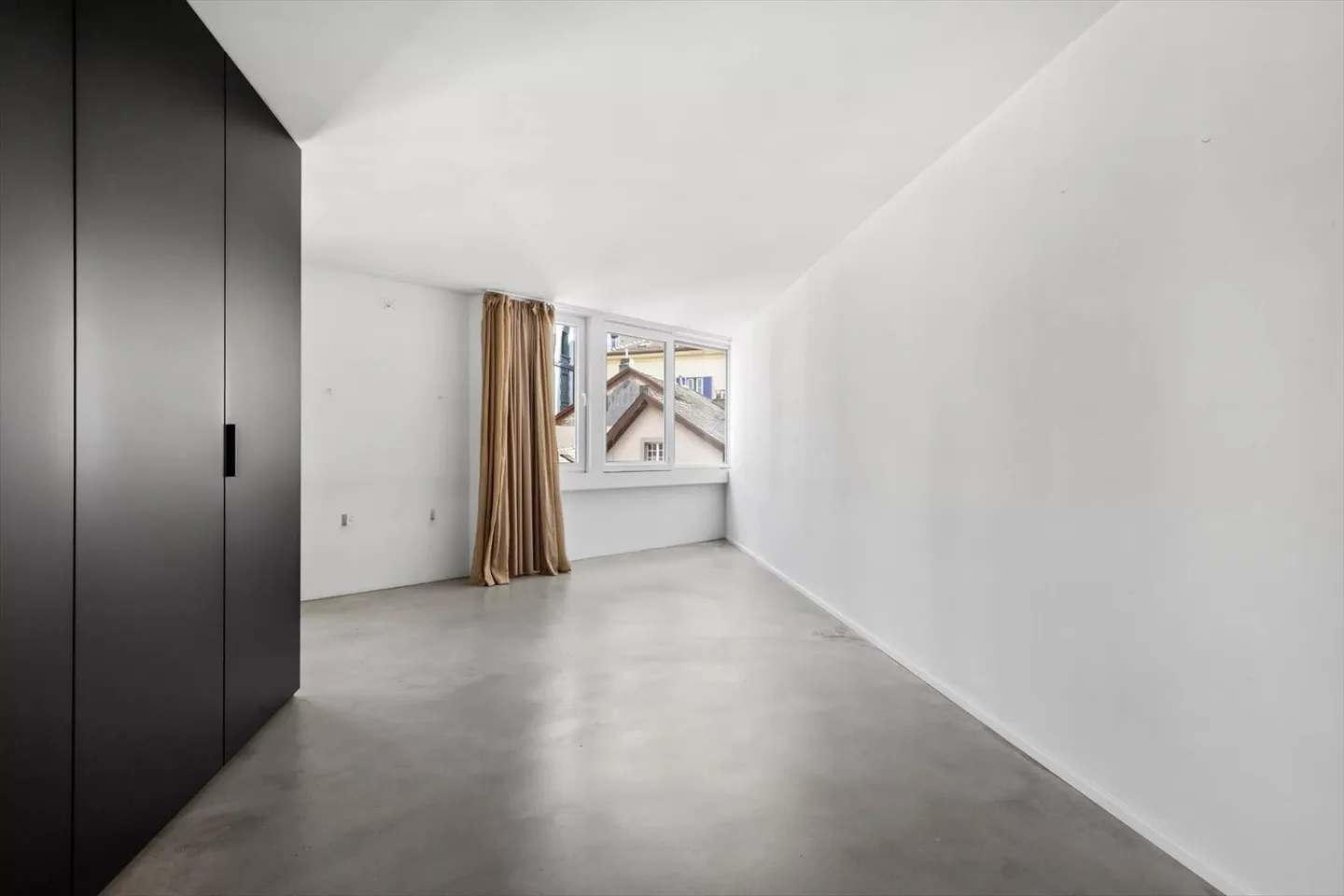 Schöne Wohnung/Loft im 4. Stock mit 2,5 Zimmern, mit der Möglichkeit, es in 3,5 Zimmer von 150m2 umzuwandeln - Foto 10 von 13