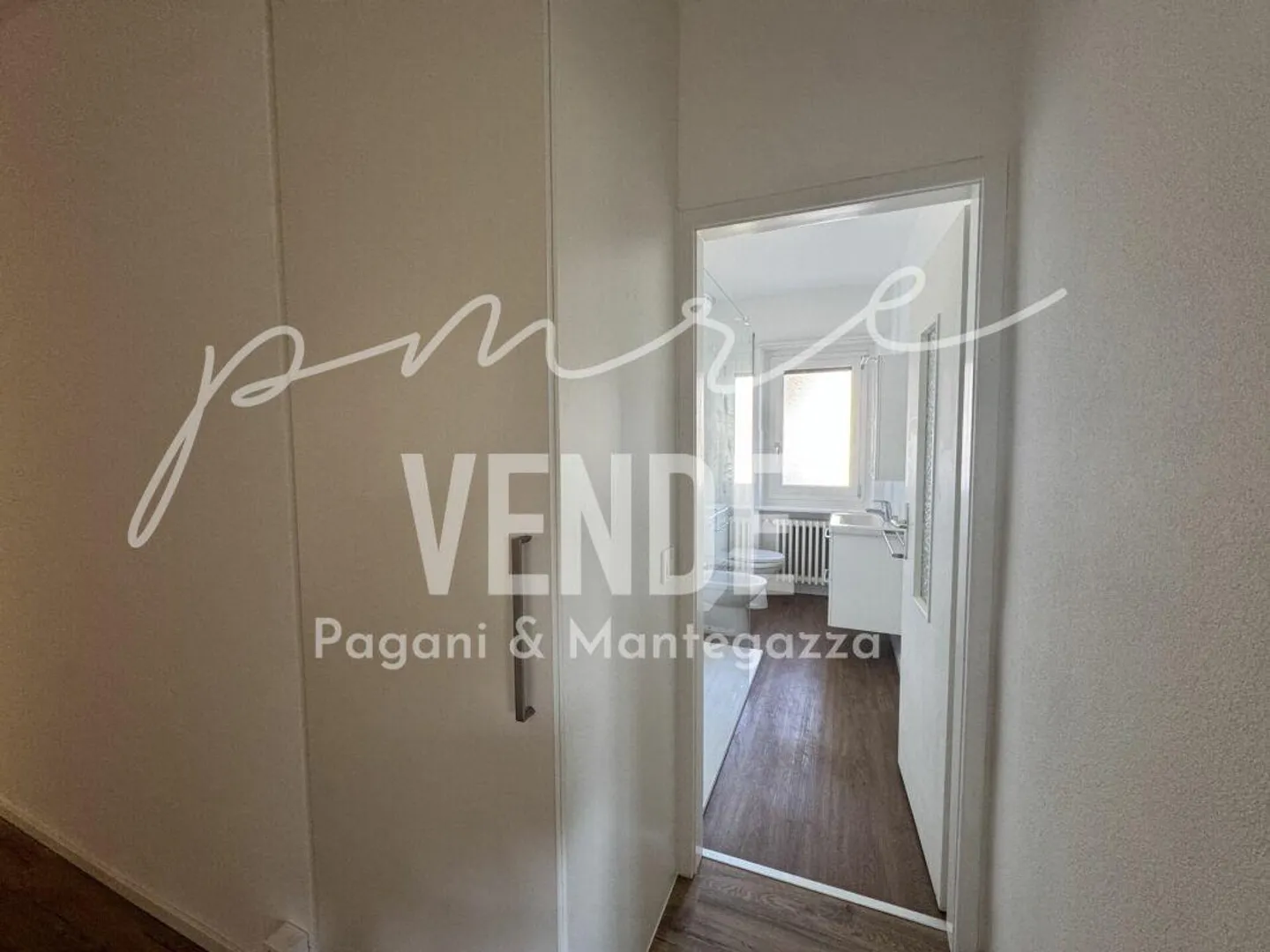 MASSAGNO | IL TUO APPARTAMENTO DI 4.5 STANZE, RINNOVABILE INDIVIDUALMENTE | CONSEGNA DELLE CHIAVI E PRONTO PER ESSERE ABITATO - Foto 5 di 9